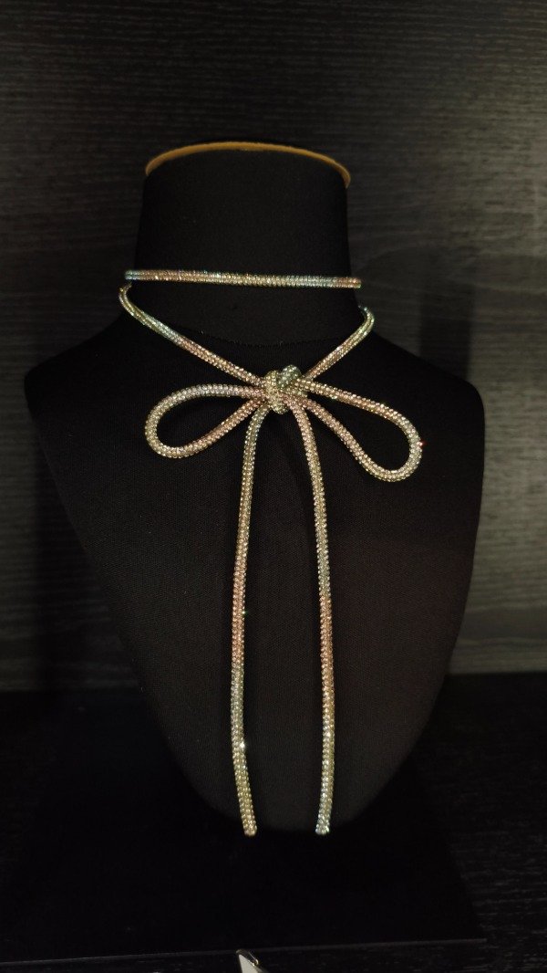 Producto - Corbatero strass