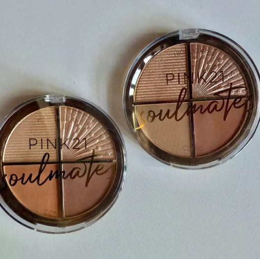 Producto - Contorno + iluminador Pink 21