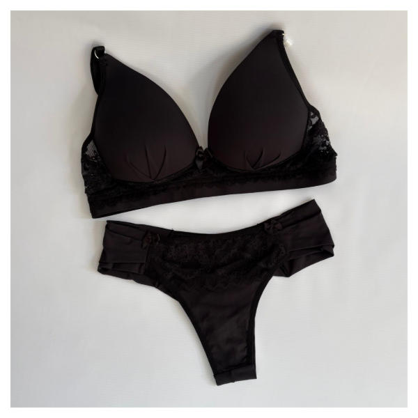 Producto - Conjunto negro triangulo