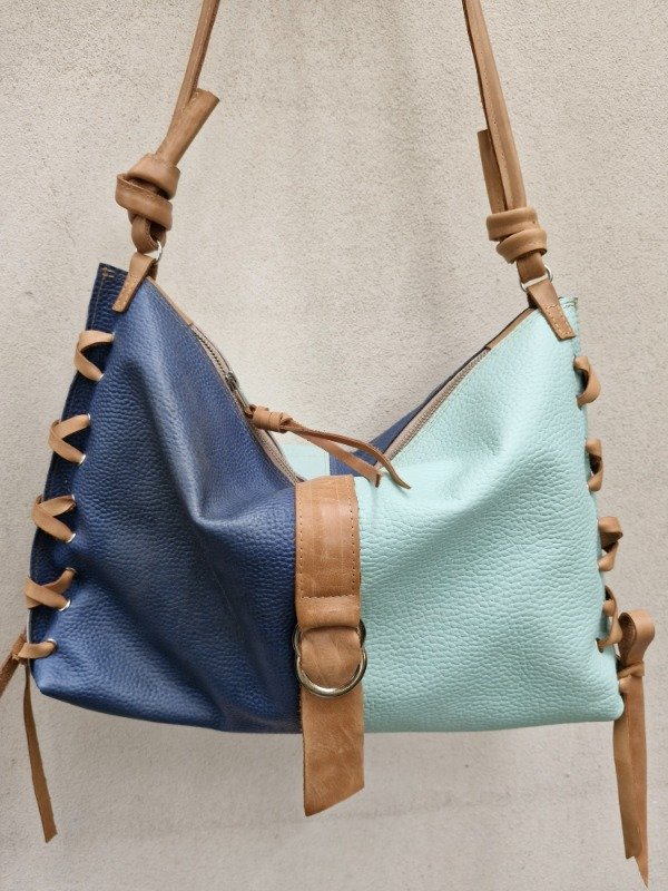 Producto - Cartera Revolución mix cueros azules