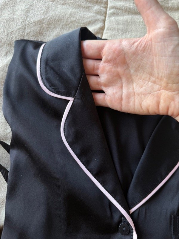Producto - Pijama corto camisero satén negro - 1