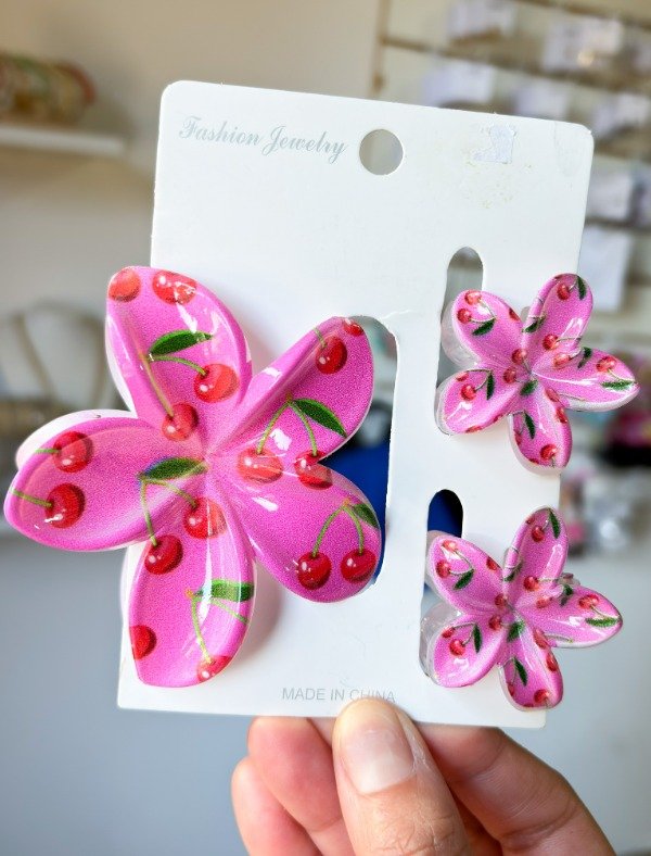 Producto - BROCHES X3 CEREZAS FUCSIA