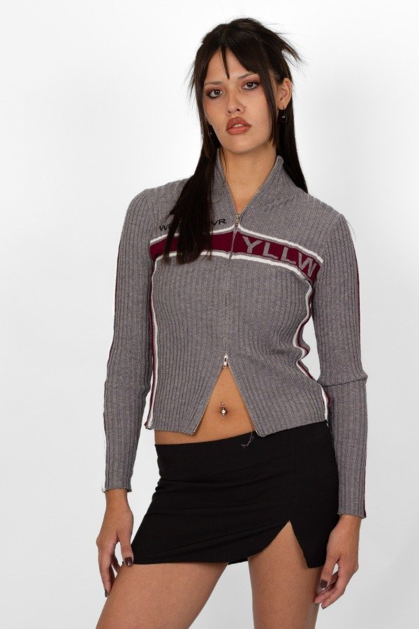 Producto - Cardigan YLLW Gris