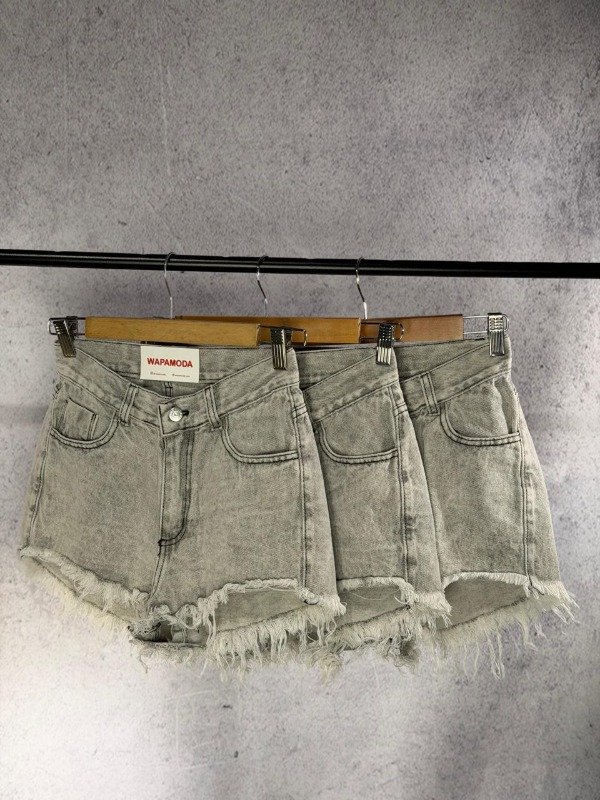 Producto - SHORT SOHO GRIS RIGIDO DESFLECADO