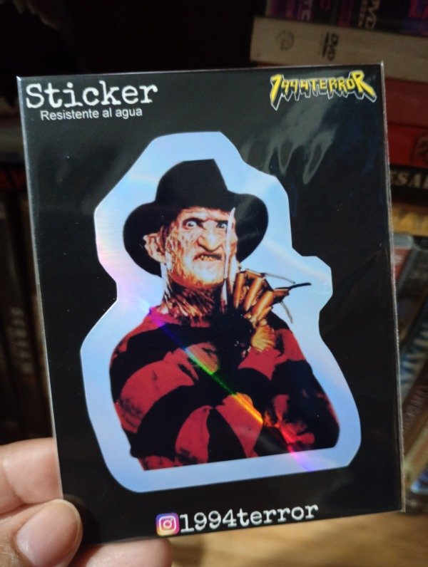 Producto - Sticker holografico Freddy Krueger