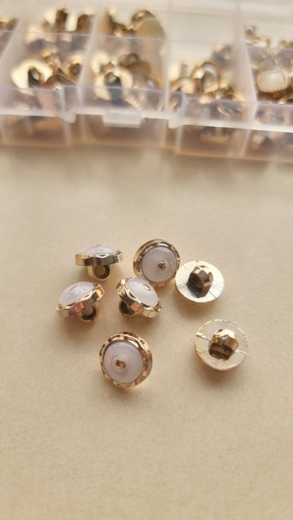 Producto - Dorado fantasía con perla MODELO8-11mm