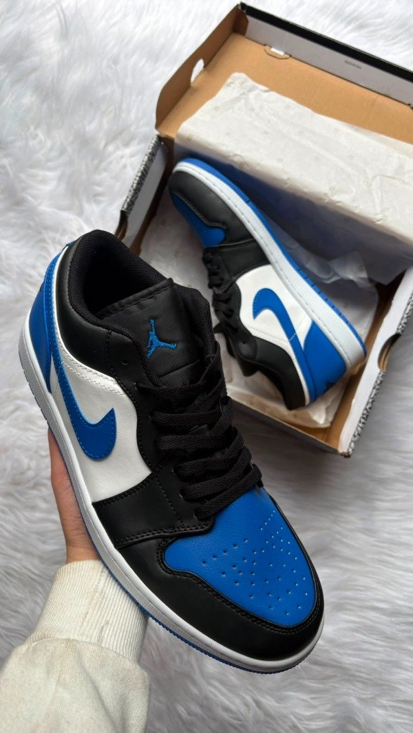 Producto - JORDAN RETRO 1 LOW ALTERNATE ROYAL TOE - 0