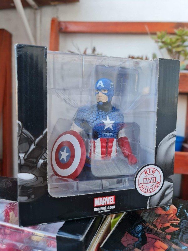 Producto - Busto Capitán América resina