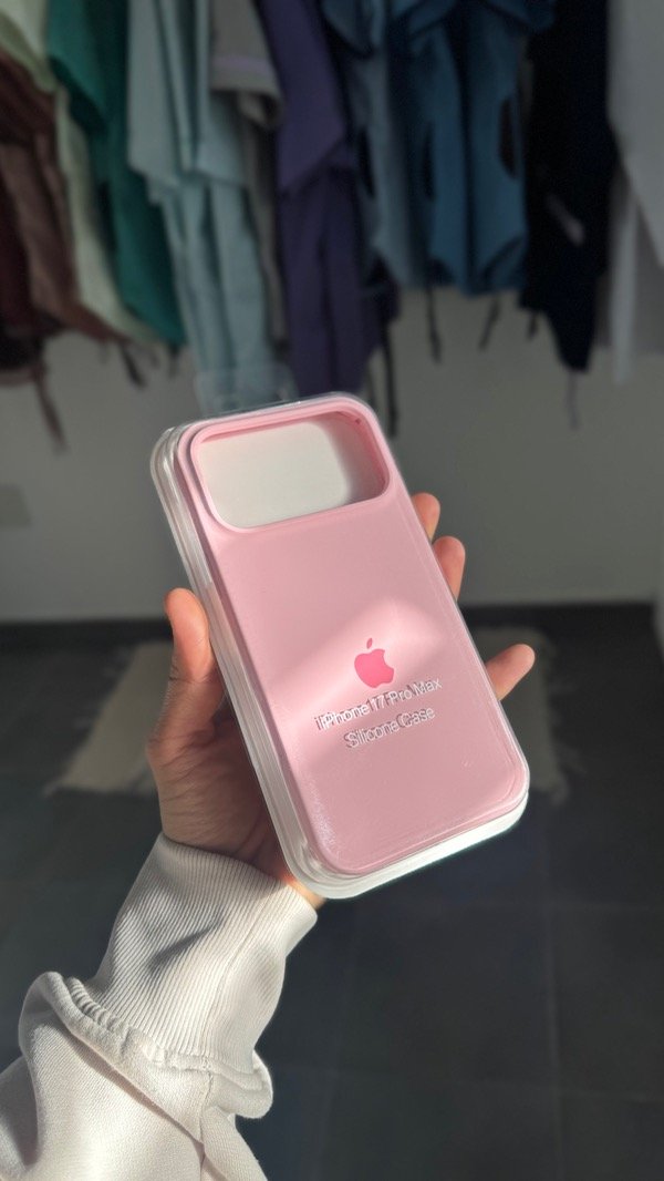 Producto - Silicone Case Rosa  Bebé (IPhone 17 pro Max)