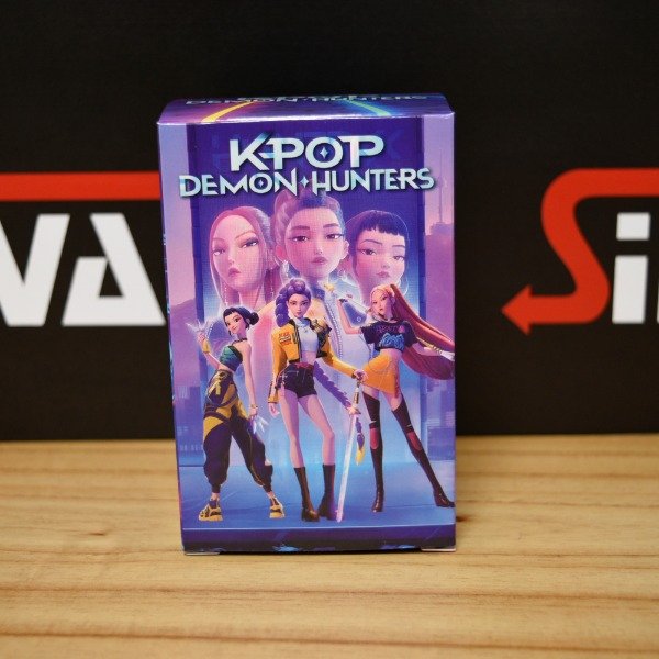 Producto - MUÑECO SORPRESA CON CARTA EN CAJA K-POP SE25-3776