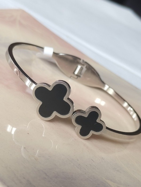 Producto - Pulsera esclava trébol