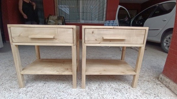 Producto - Mesa de noche Rosita