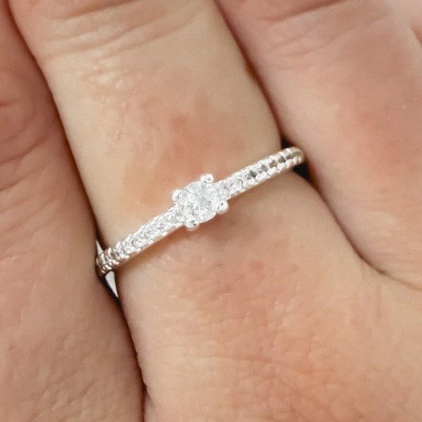 Producto - ANILLO DE ACERO BLANCO POM