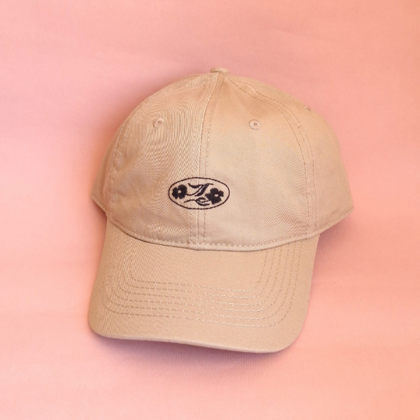 Producto - Gorra complemento floral 06.