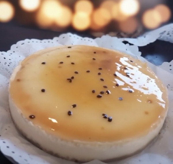 Producto - Cheese cake de chocolate y maracuyá