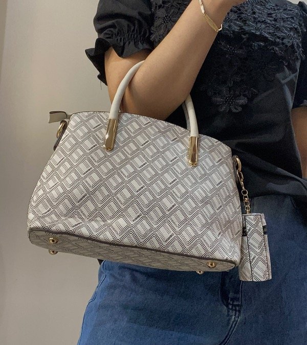 Producto - CARTERA CHENSON LIA