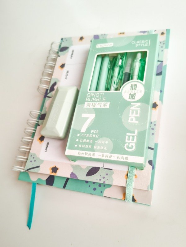 Producto - Combo cuaderno + organizador semanal + accesorios - Turquesa - 9
