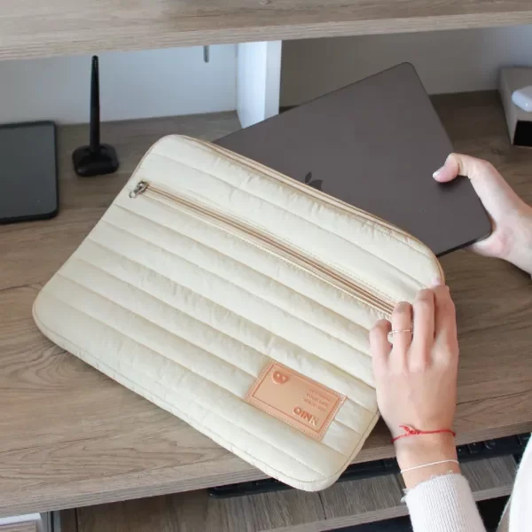 Producto - FUNDA PROTECCION NOTEBOOK