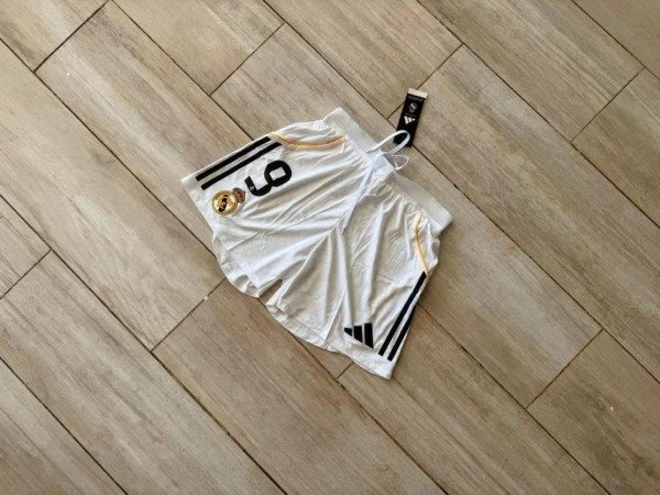 Producto - SHORT REAL MADRID IMPORTADO MODELO TITULAR #9 - 1