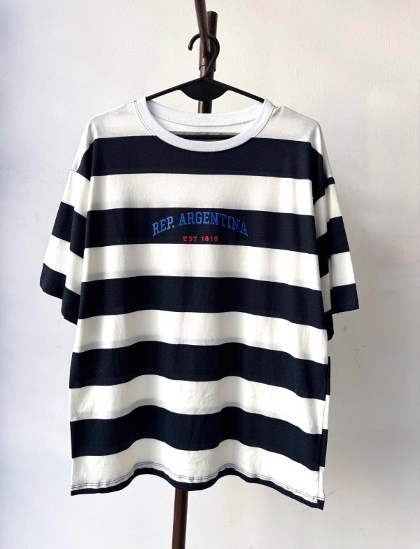 Producto - Remera Argentina líneas horizontales