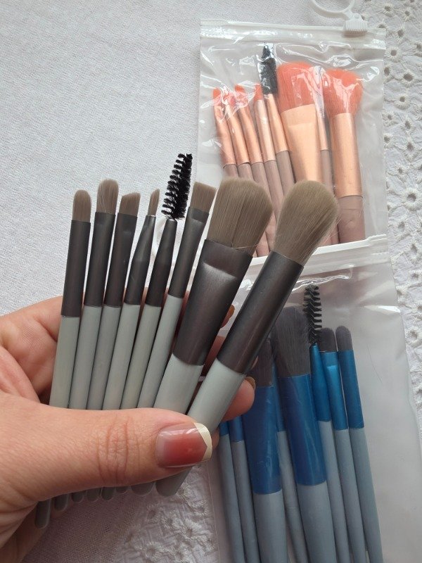 Producto - Set de brochas de maquillaje x8 Presentación en Bolsa Cerdas Suaves
