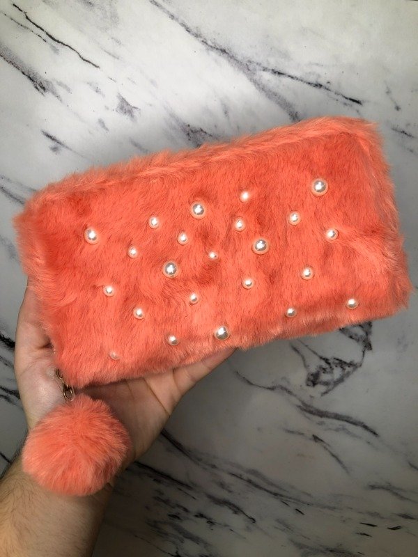 Producto - Billetera peluche rosa con perlas