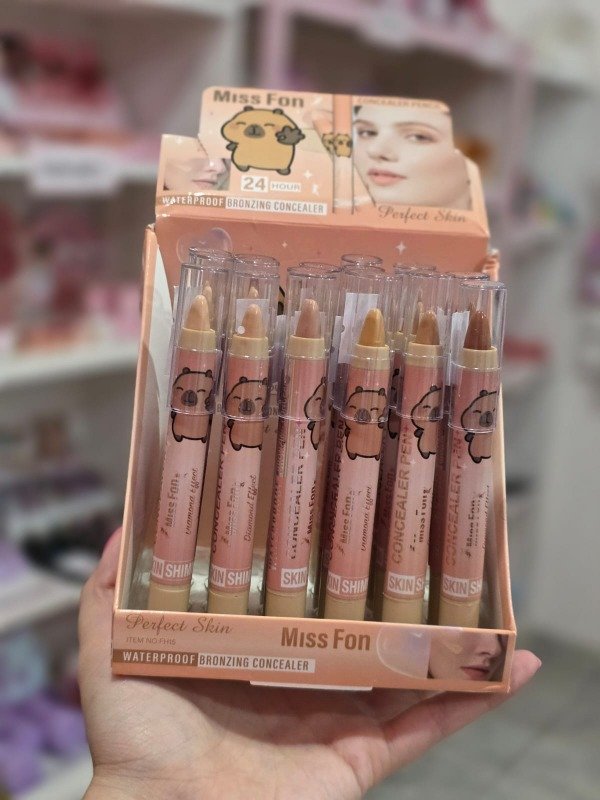 Producto - Corrector y contorno capibara