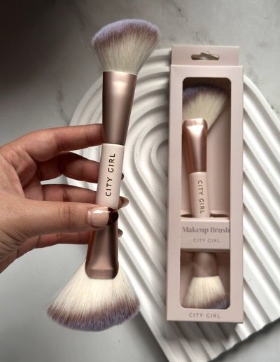 Producto - Brocha 2 en 1 rubor y contorno City girl