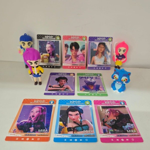 Producto - Guerreras KPOP: 4 muñecas + 8 figuritas - 0