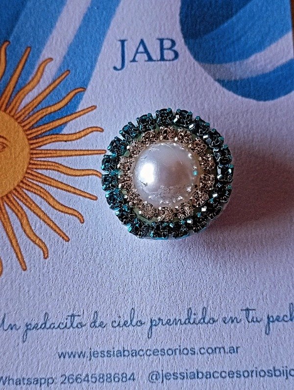 Producto - Escarapela redonda strass chic