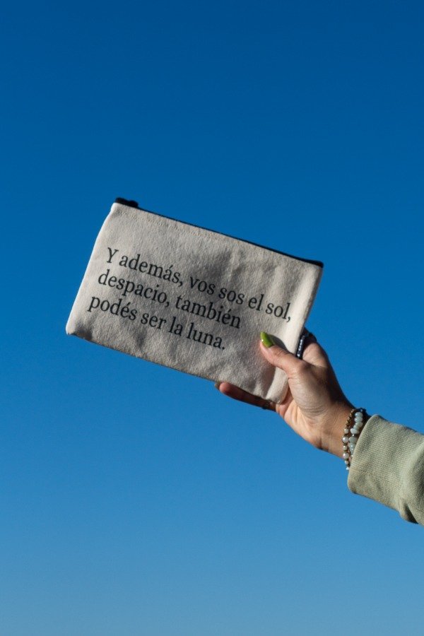 Producto - Neceser "Vos sos el sol"