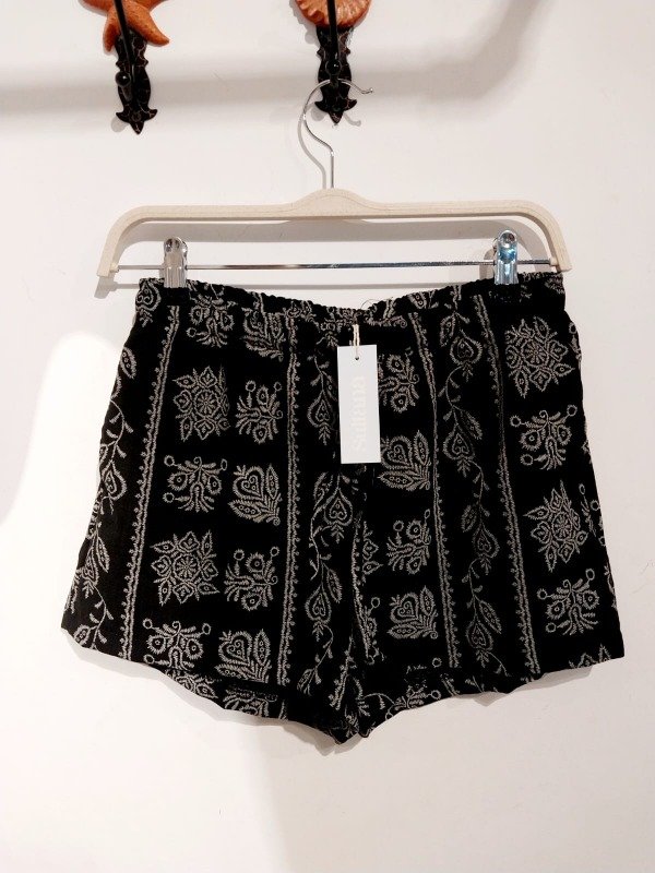 Producto - Short arabescos negro