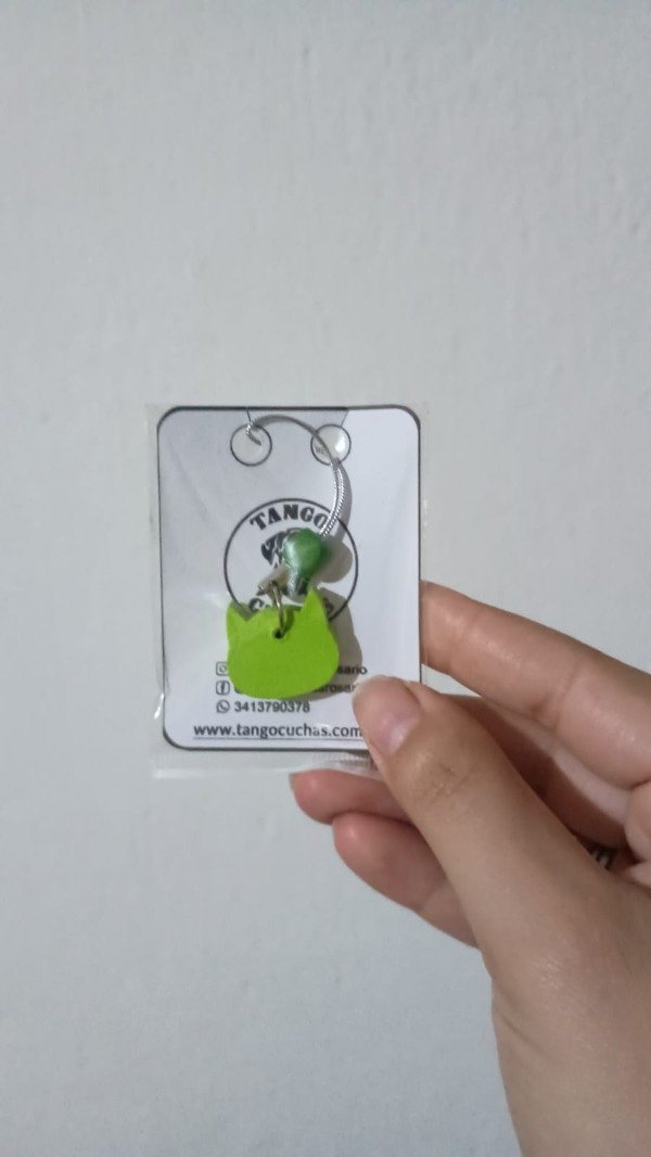 Producto - Colgante para celu tango cuchas