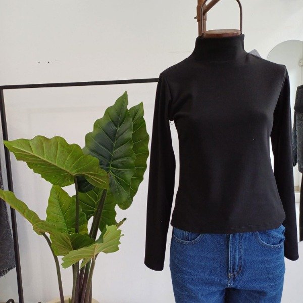 Producto - 421 - POLERA DARLON