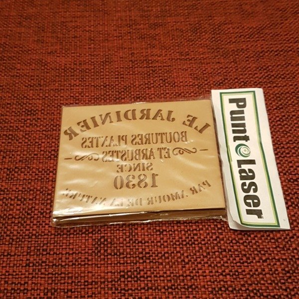 Producto - Bajo Relieve - 10 x 8 cm - Cod. 11016