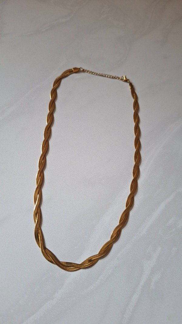 Producto - Cadena de acero dorado eslabon cola de raton plana trenzado doble