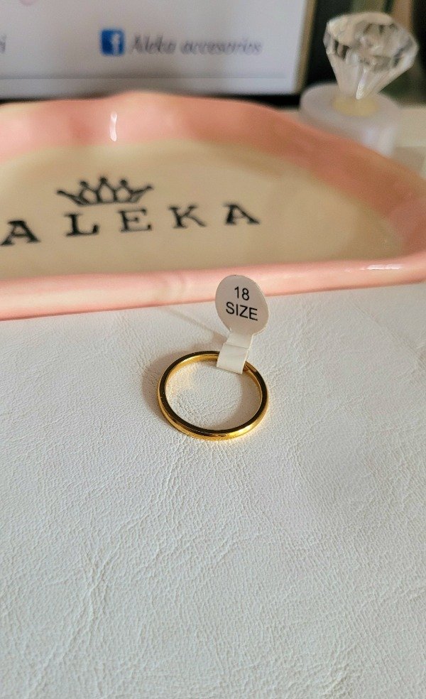 Producto - Alianza lisa fina de acero dorado - 2