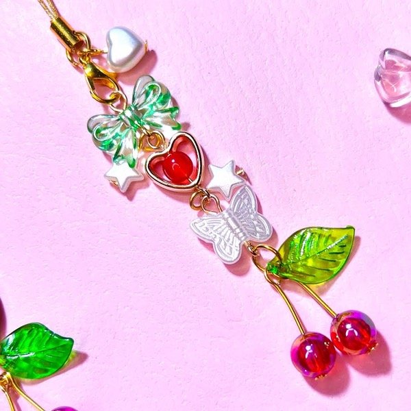 Producto - Phone Charm Cherry Pop