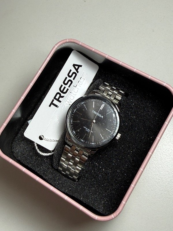 Producto - Reloj TRESSA fondo negro. Solo maya color plata - 1