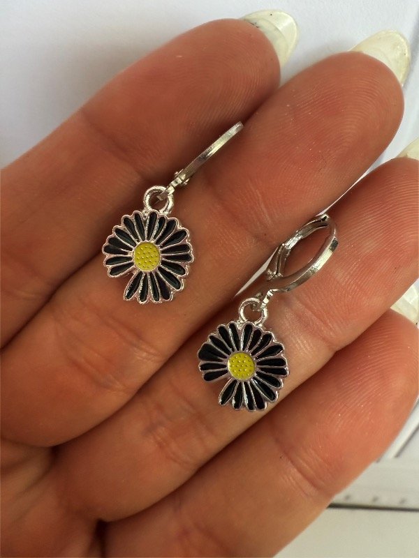 Producto - Argollas Margarita Quirúrgico Elegír color