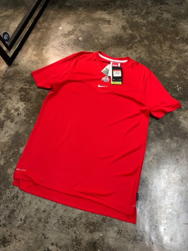 Producto - Nike Ohio nuevo (L)