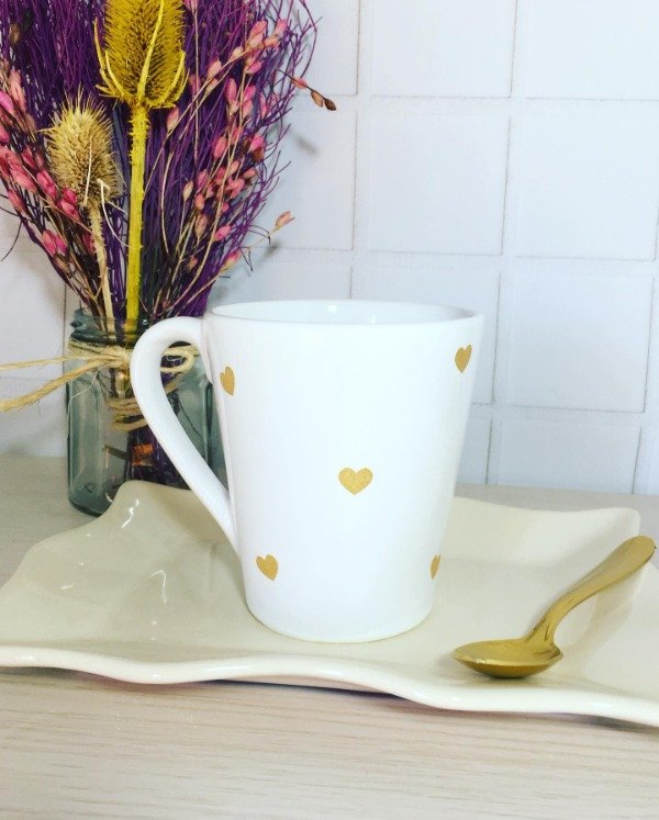 Producto - SET BANDEJA VINTAGE + TAZA CORAZONES