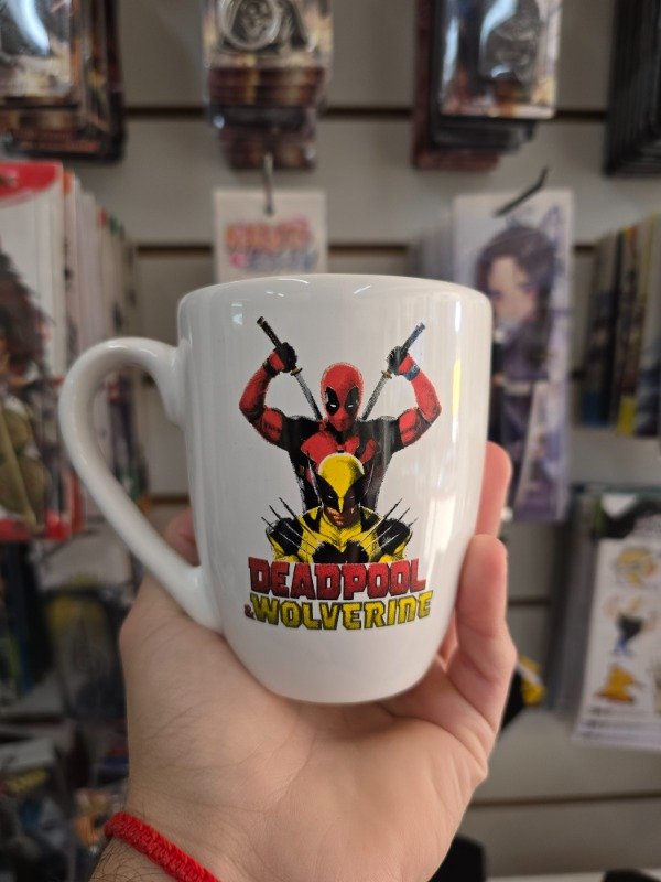 Producto - Taza Wolverine y Deadpool