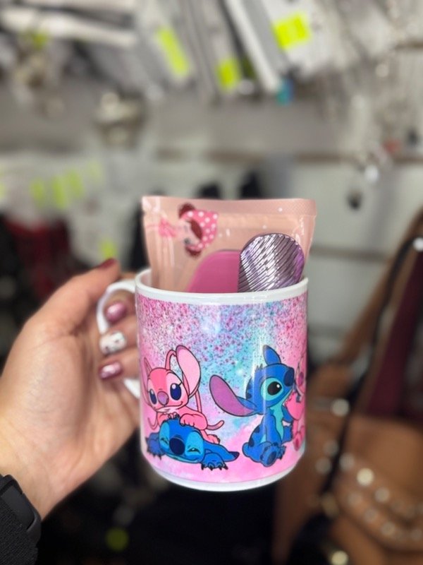 Producto - TAZAS ANIMADAS CON MAQUILLAJE Y MASCARILLA