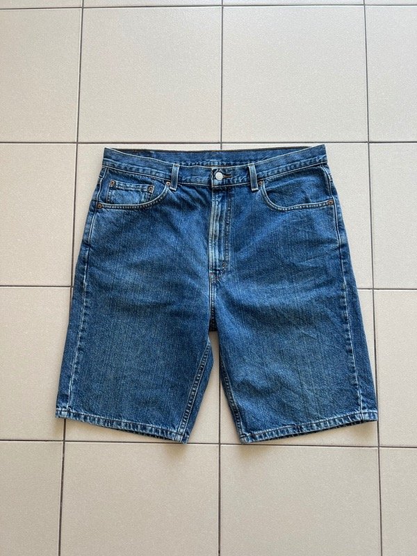 Producto - Bermuda Levis 505 T36