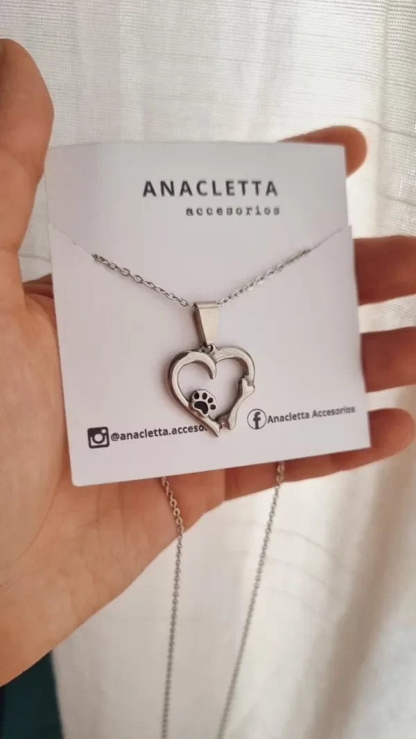 Producto - Gargantilla corazon hueso y huellita Aq