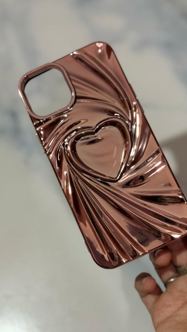 Producto - Funda corazón metalizado Iph 14 plus - 15 plus