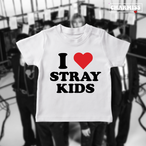 Baby tee i love stray kids