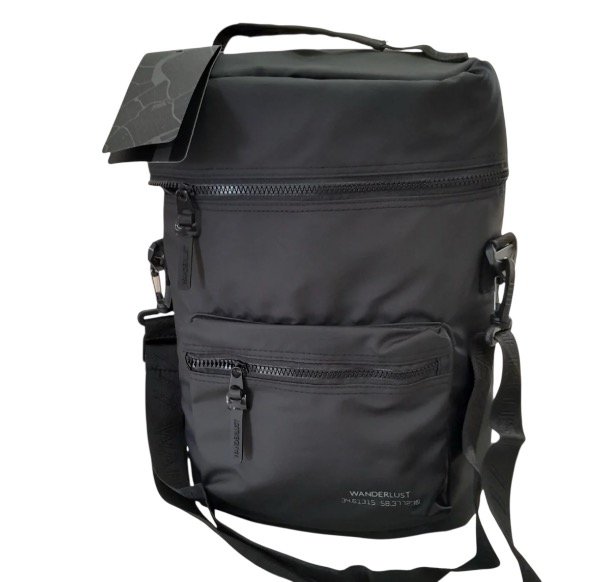 Producto - Mochila matera negra con correa larga Wanderlust