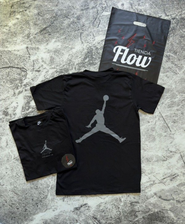Producto - Remera Jordan Club Negra